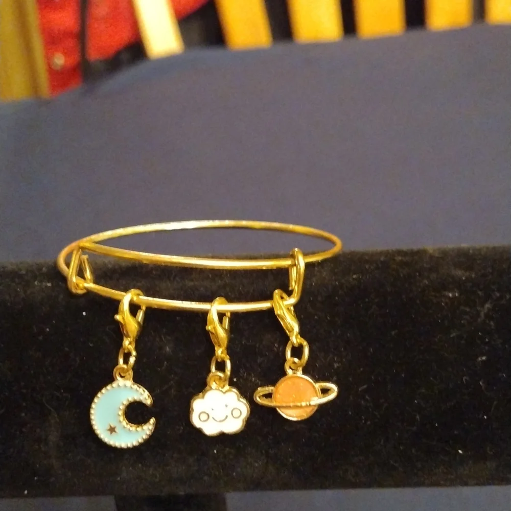 In The Sky Charm Bracelet - Picture 1 of 2